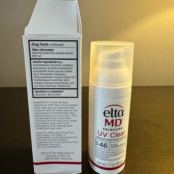 Elta MD UV Clear Facial Sunscreen SPF 46 1.7 oz 48 g Full Size NIB EXP 11/27 - Picture 4 of 5